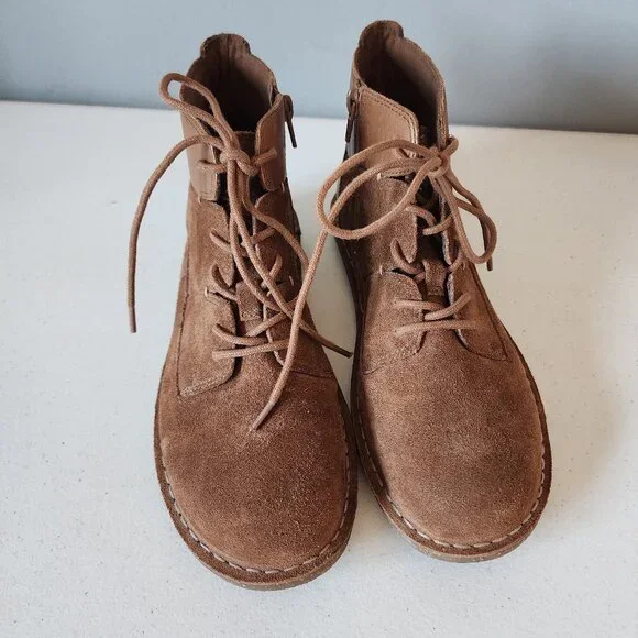 Clarks Rust Bootie "EUC" - Picture 2 of 15